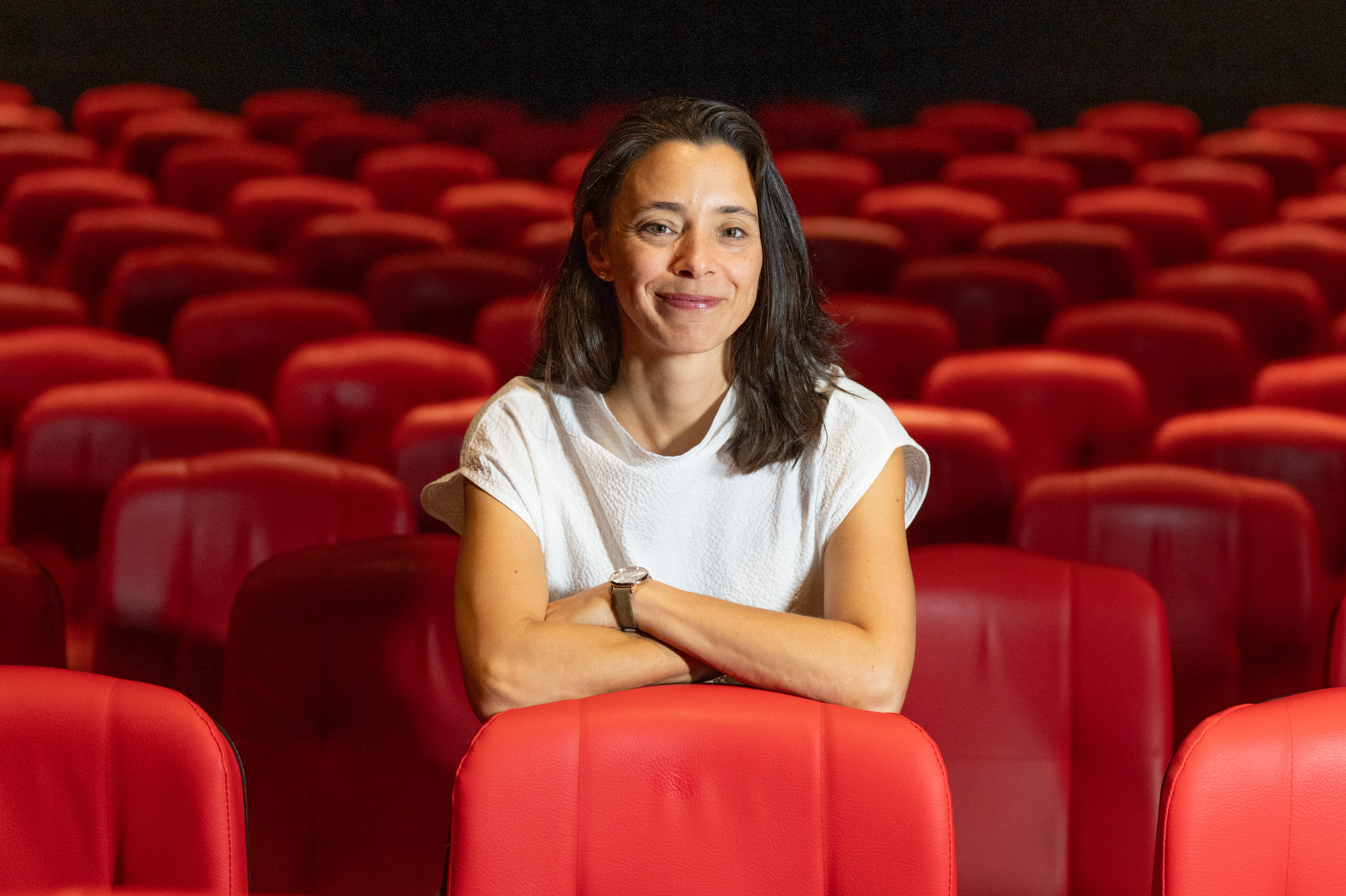 в момент когато много независими киносалони в Канада се борят