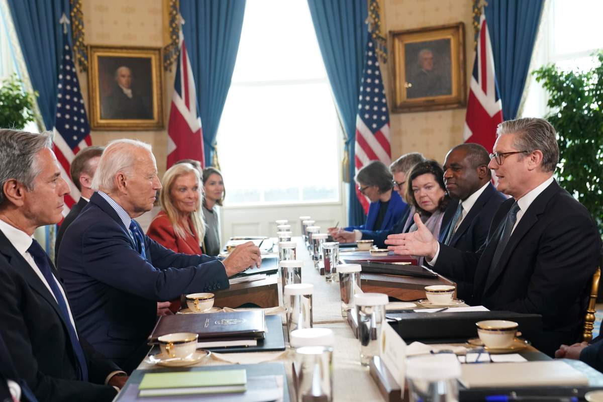 Britain’s Prime Minister Keir Starmer, right, and Foreign Secretary David Lammy, second right, during a meeting with US President Joe Biden, centre left, in the Blue Room at the White House in Washington, Friday Sept. 13, 2024. (Stefan Rousseau/Pool via AP)