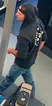 H24R033 suspect CCTV body