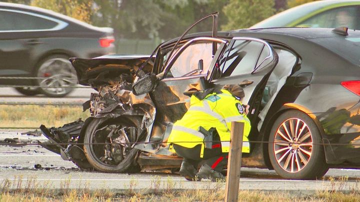 Serious 2-vehicle crash on Edmonton ring road results in significant traffic delays