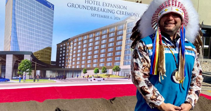 Бележка на редактора Лидерите на Enoch казаха че отварят място