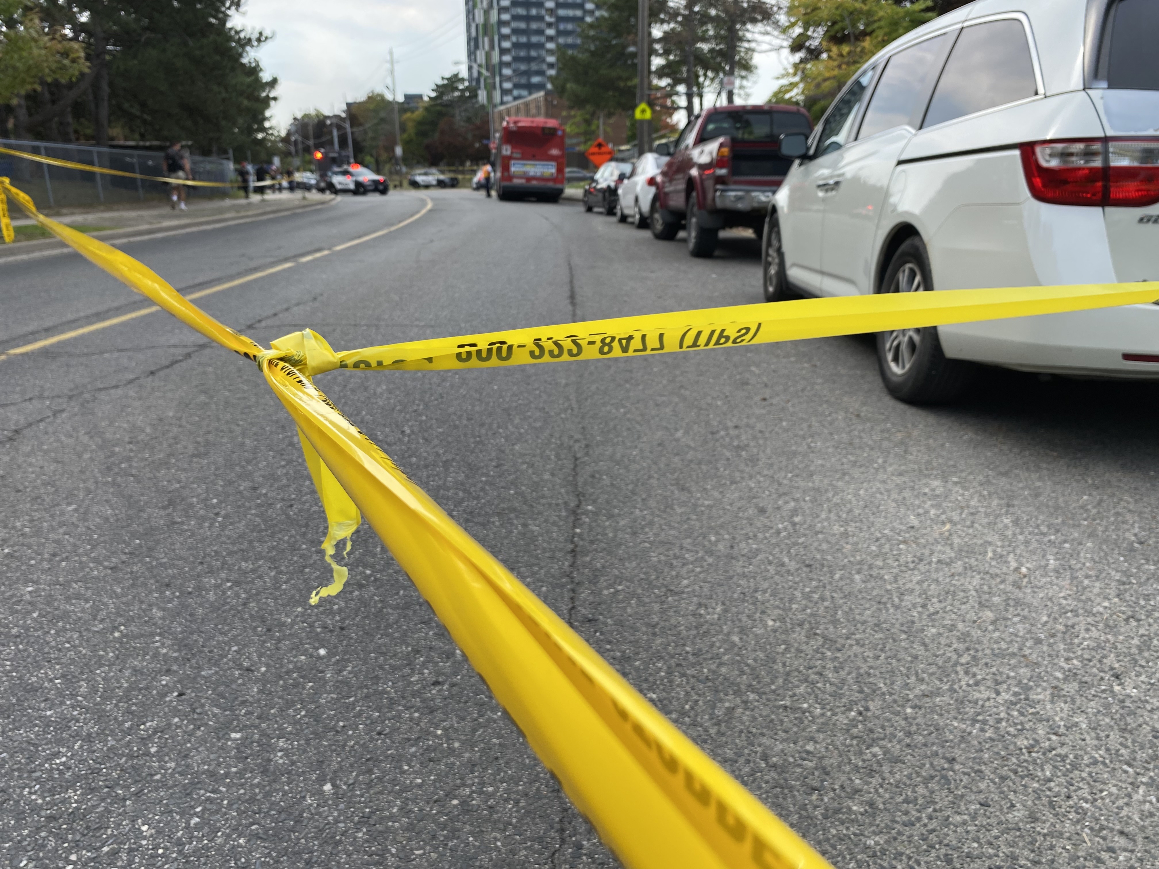 Toronto shooting: 2 dead after daytime gunfire in city’s north end