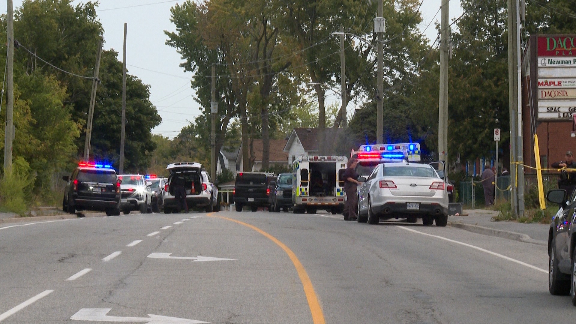 Police negotiating suspect’s surrender after 3 injured in Ontario city assault