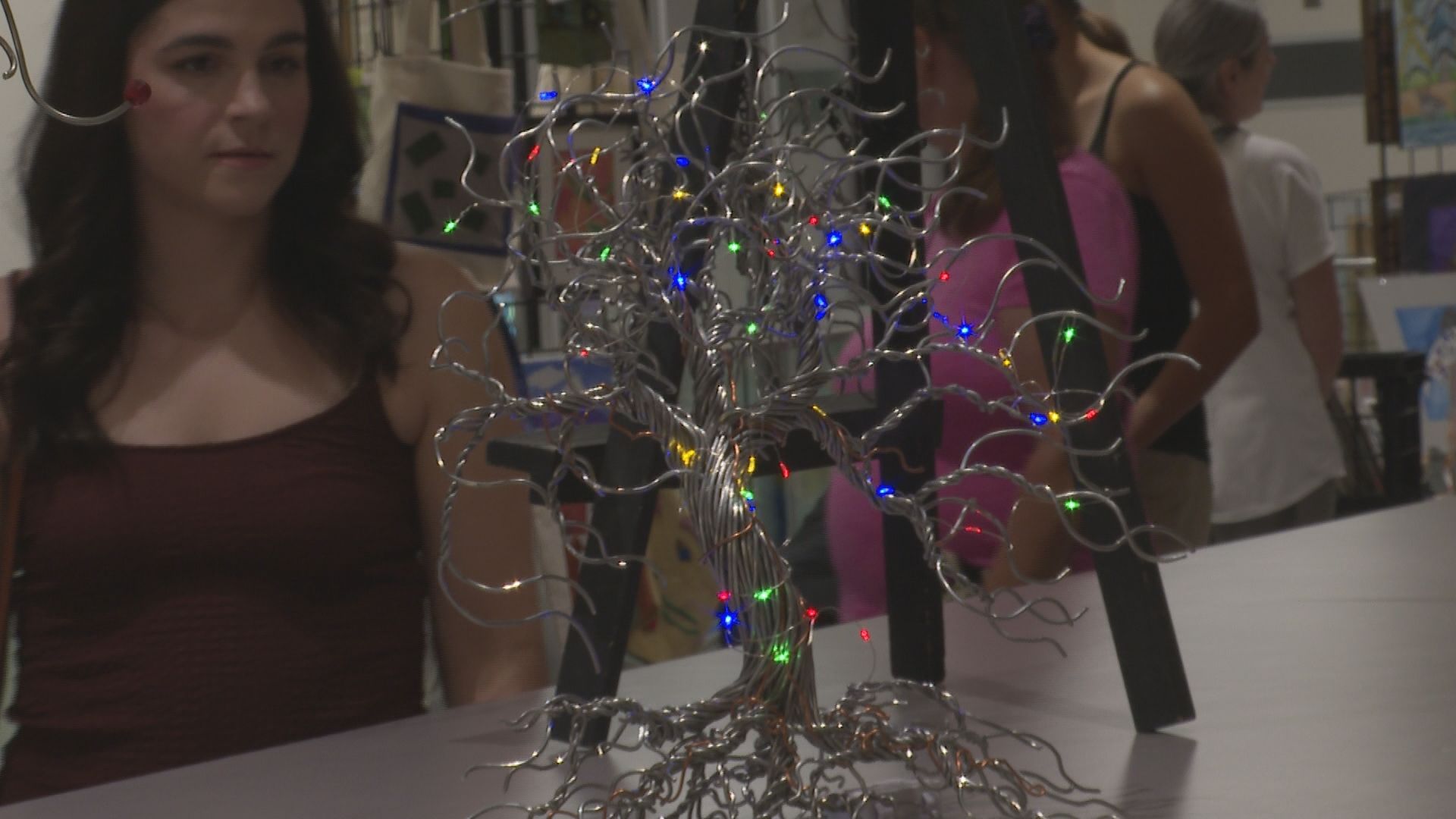 Какво се таксува като най голямото художествено шоу в Оканаган