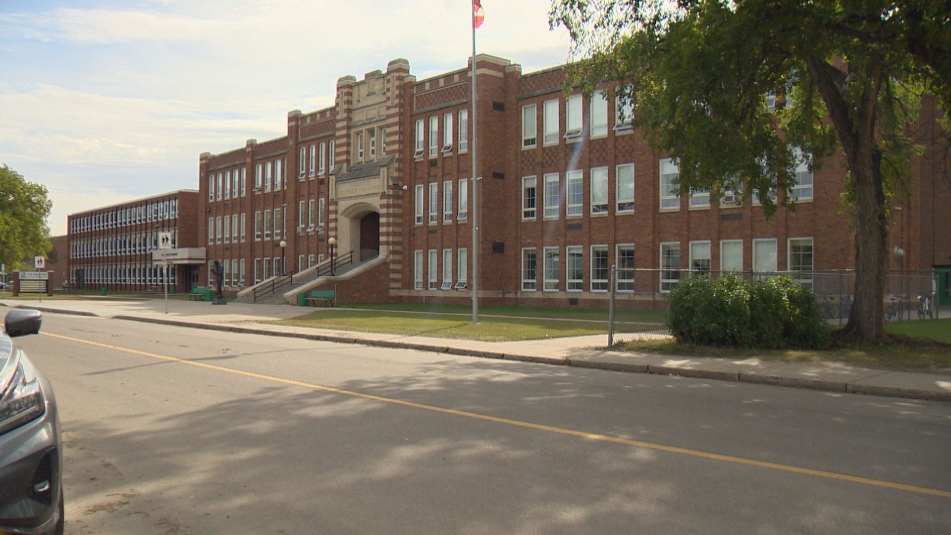 Moose Jaw high school fight ends in controversy, anxiety for students