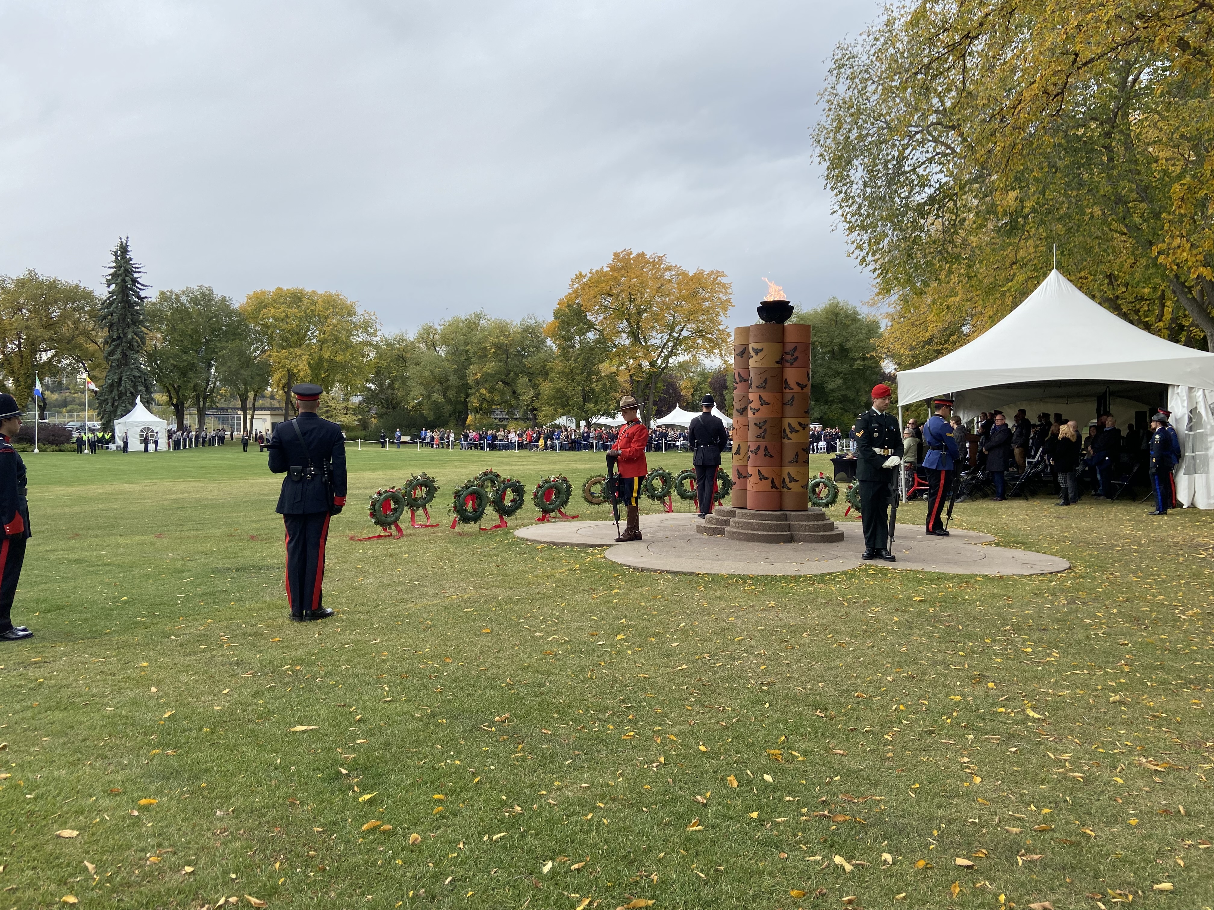 Ceremony honours fallen Alberta police and peace officers