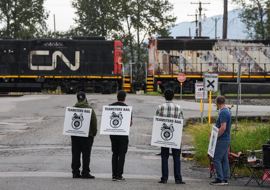 Canada’s labour tribunal calls rail shutdown end order ‘unprecedented’