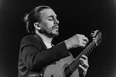 Artyom Dervoed, Paganini of the classical guitar - image