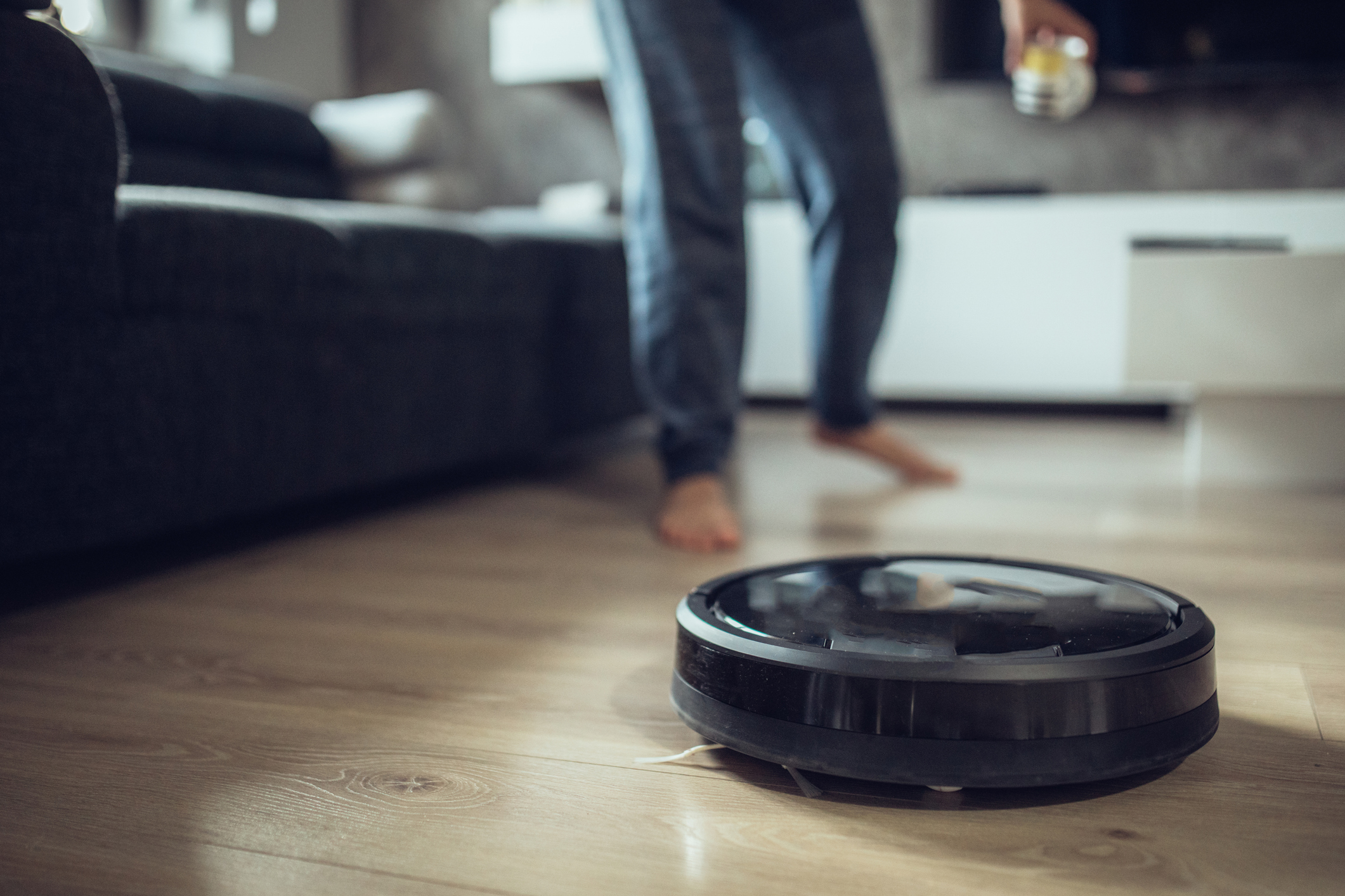 Hacked U.S. Robot Vacuums Are Yelling Racial Slurs, Chasing Pets ...