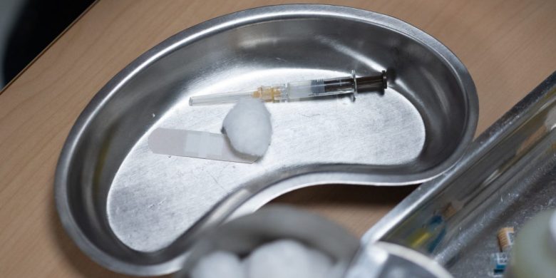 Cervical cancer death risk drops near zero for young women after HPV shot
