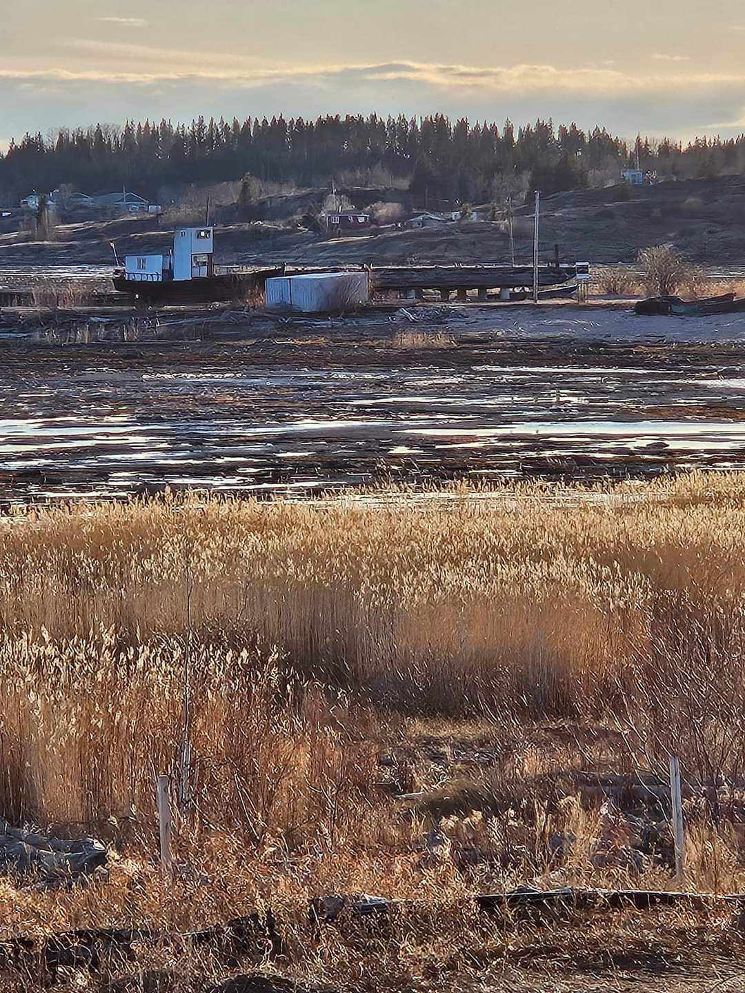 Low water levels at Transport Canada Dock in Fort Chipewyan, Atla.