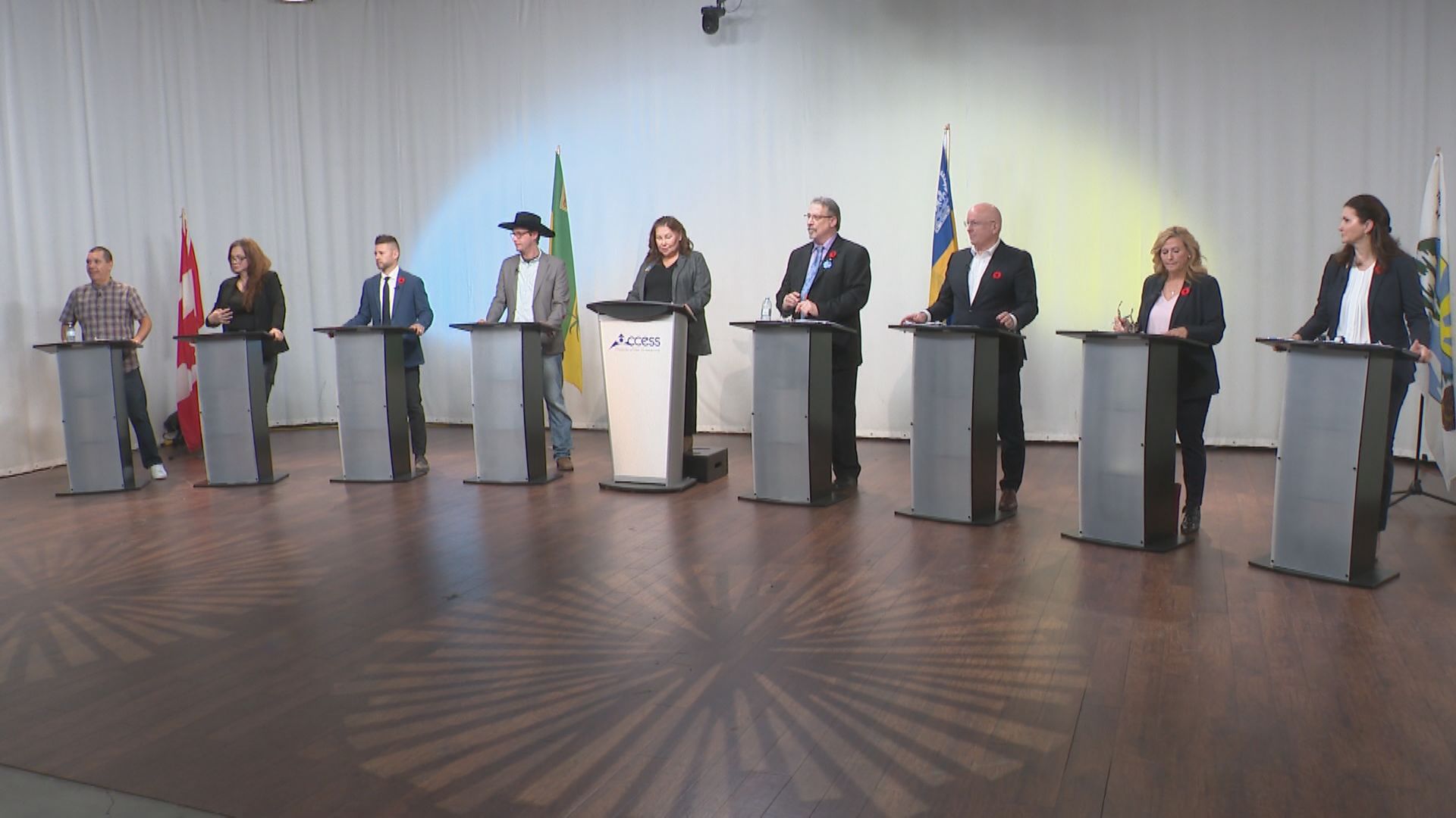 Regina mayoral candidates take the stage in a televised debate