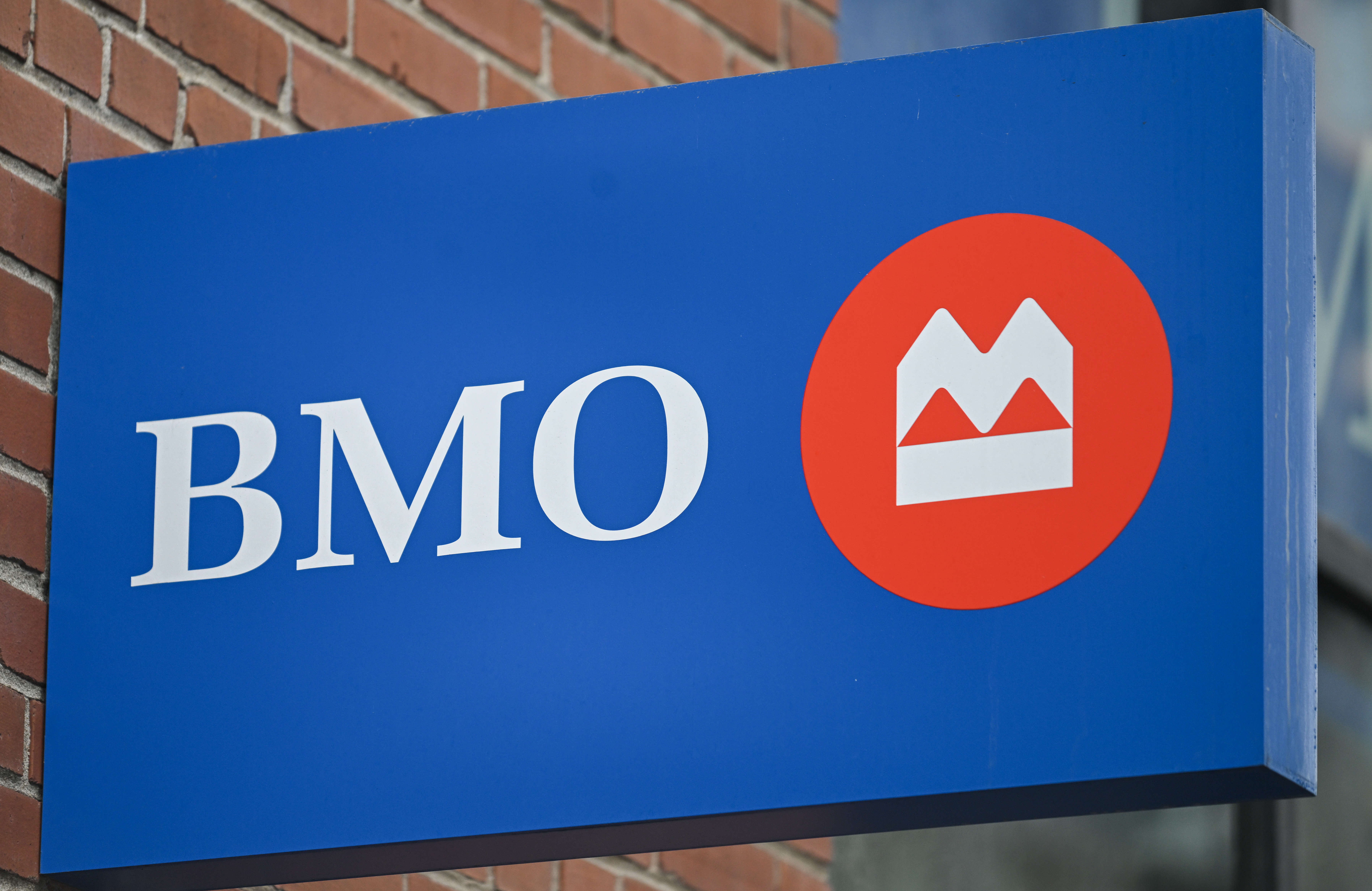 BMO says customers are having issues logging into its website