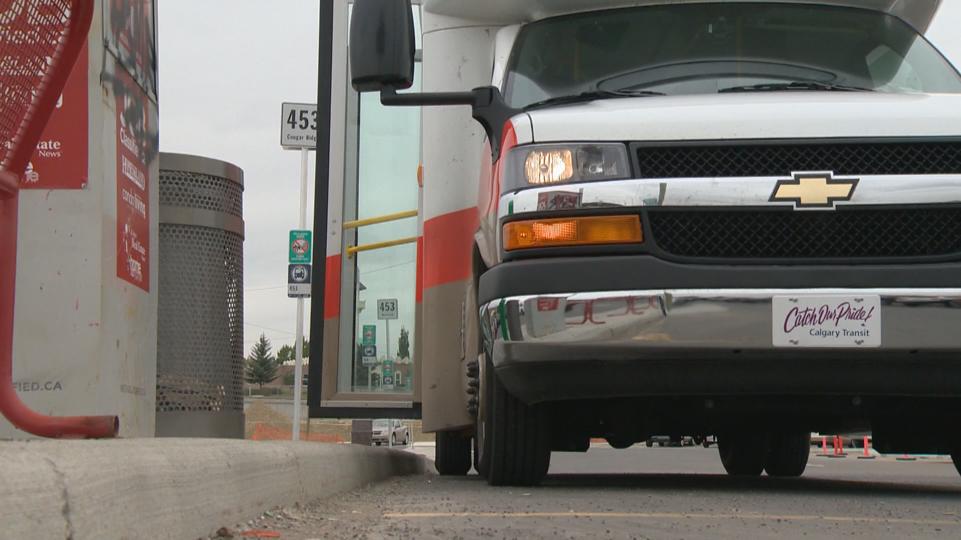 Calgary to seek new electric shuttle bus provider after original contract cancelled