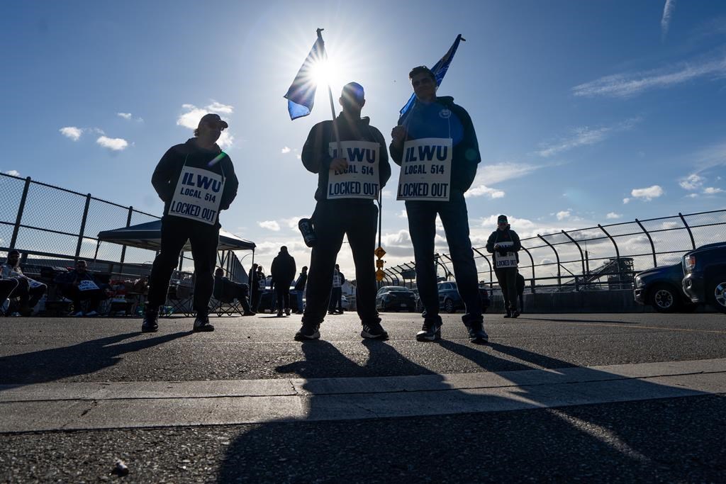 Union says talks to resume as bitter B.C. port work stoppage drags on