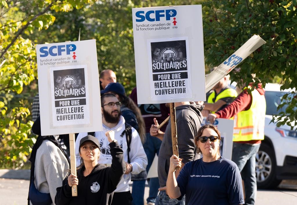 Montreal dockworkers union to challenge binding arbitration order in court