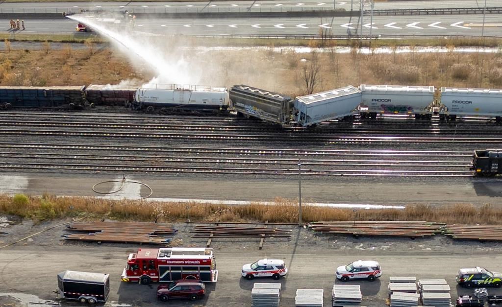 Lockdown notice, road closures end after train derails near Montreal