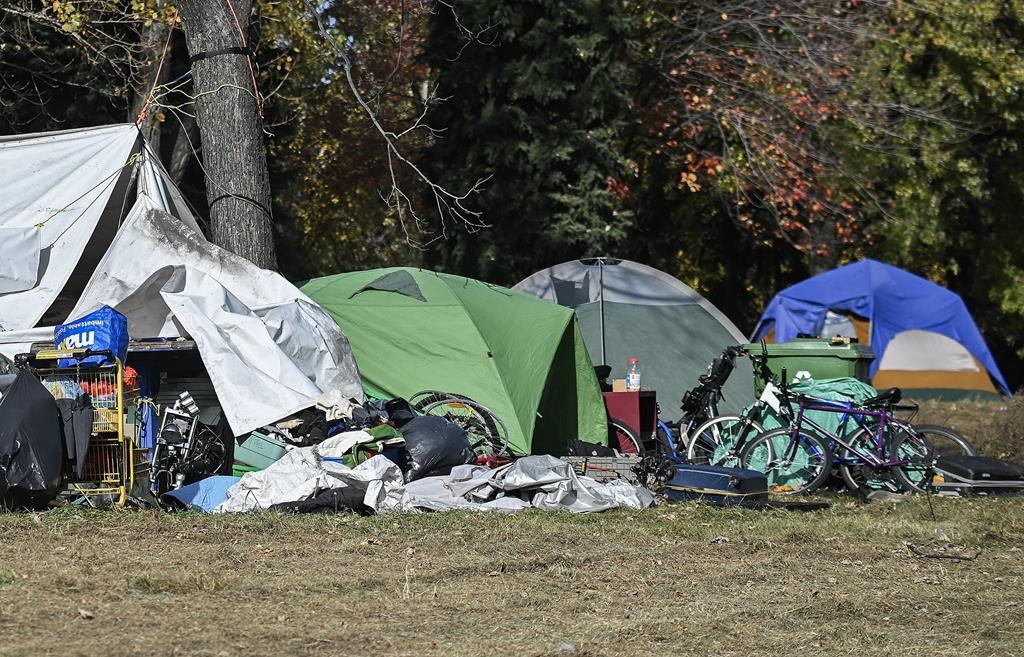 Montreal city council votes down motion to declare homelessness state of emergency