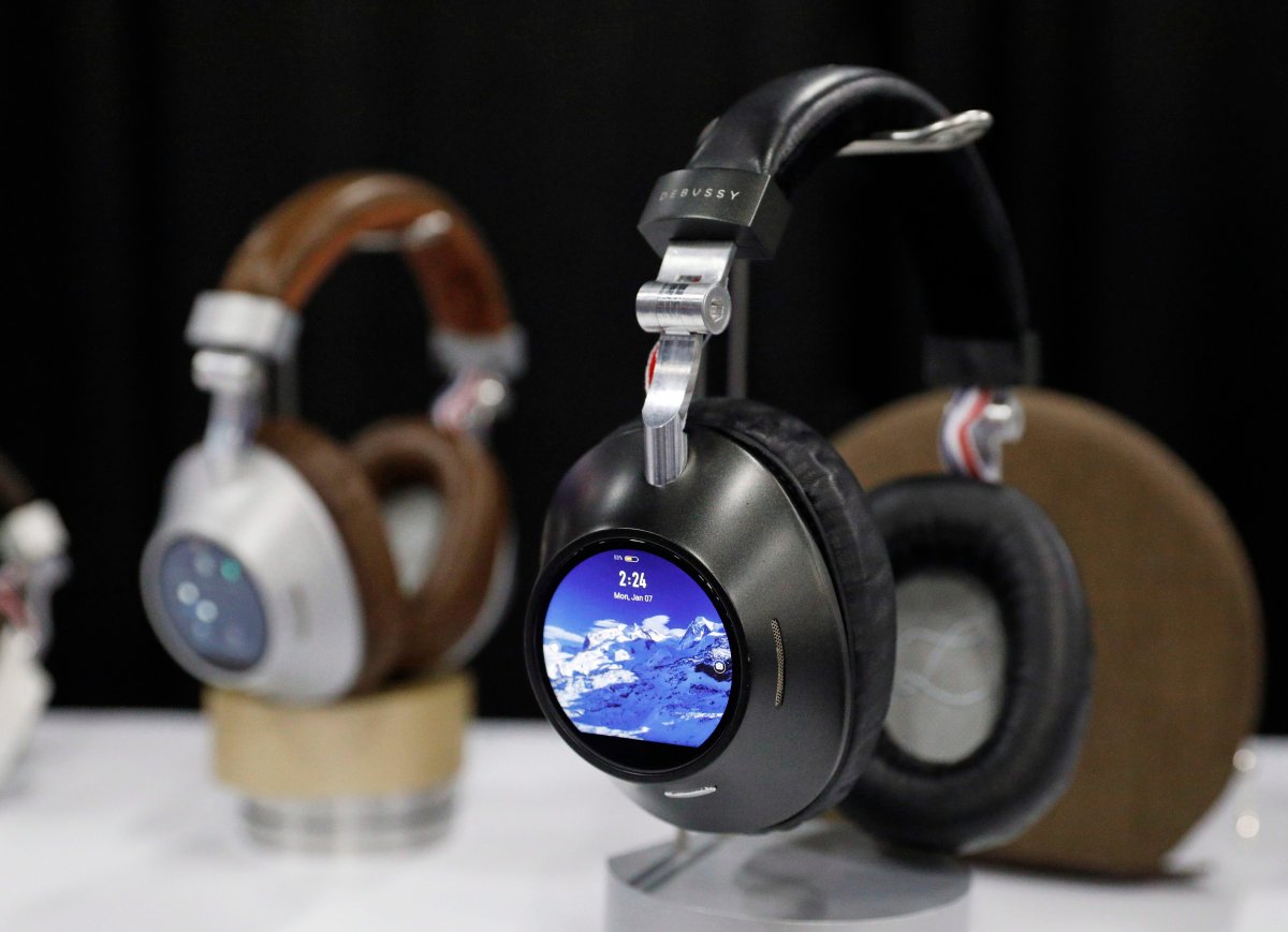 The average set of headphones is dirtier than a typical toilet seat, according to a study.