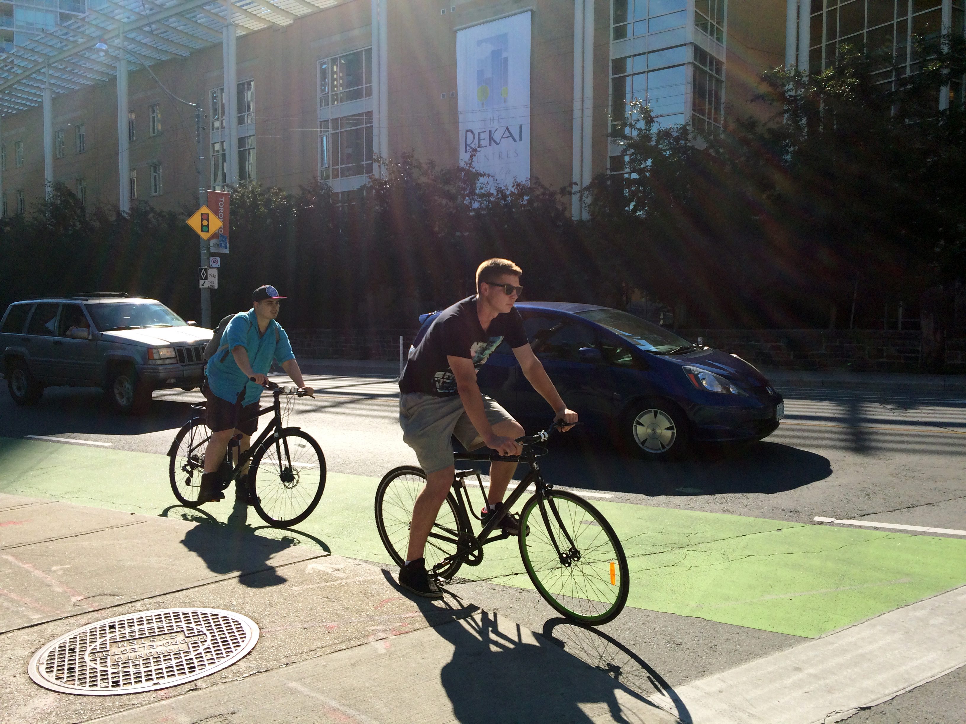 Ford gov’t passes law to remove Ontario bike lanes, frustrate future installations