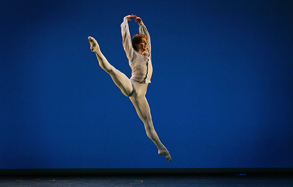 Ballet dancer Vladimir Shklyarov from the Mariinsky Ballet performs during a dress rehearsal of 'Tchaikovsky Pas de Deux' at the Saddlers Wells theatre in London, on October 15, 2008.