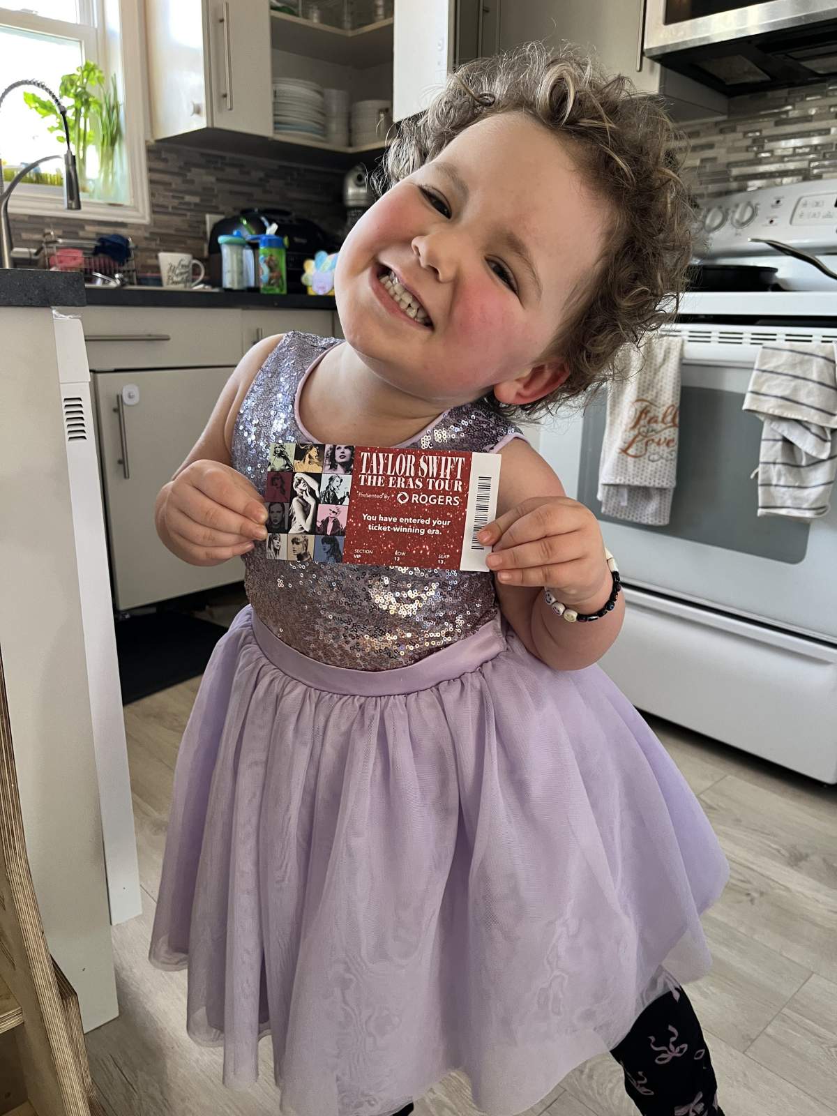 Chiara Langton is in remission from leukemia. The toddler will be going to see her favourite musician, Taylor Swift, perform.