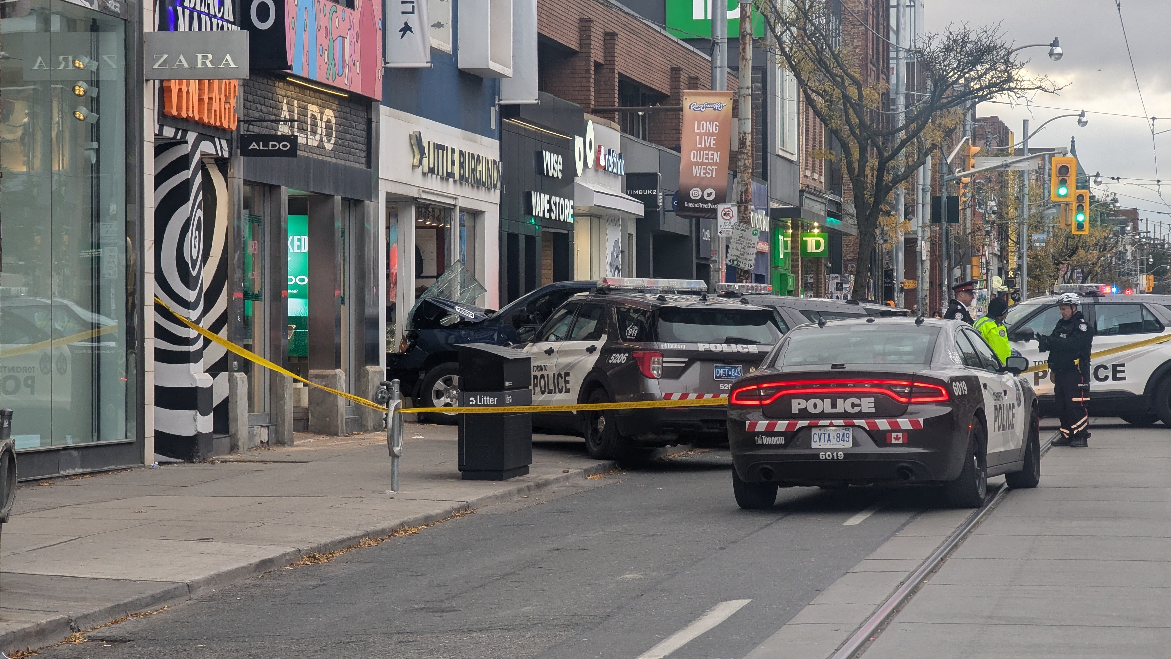 Police horse struck, officer injured in dramatic arrest involving stolen Toronto truck