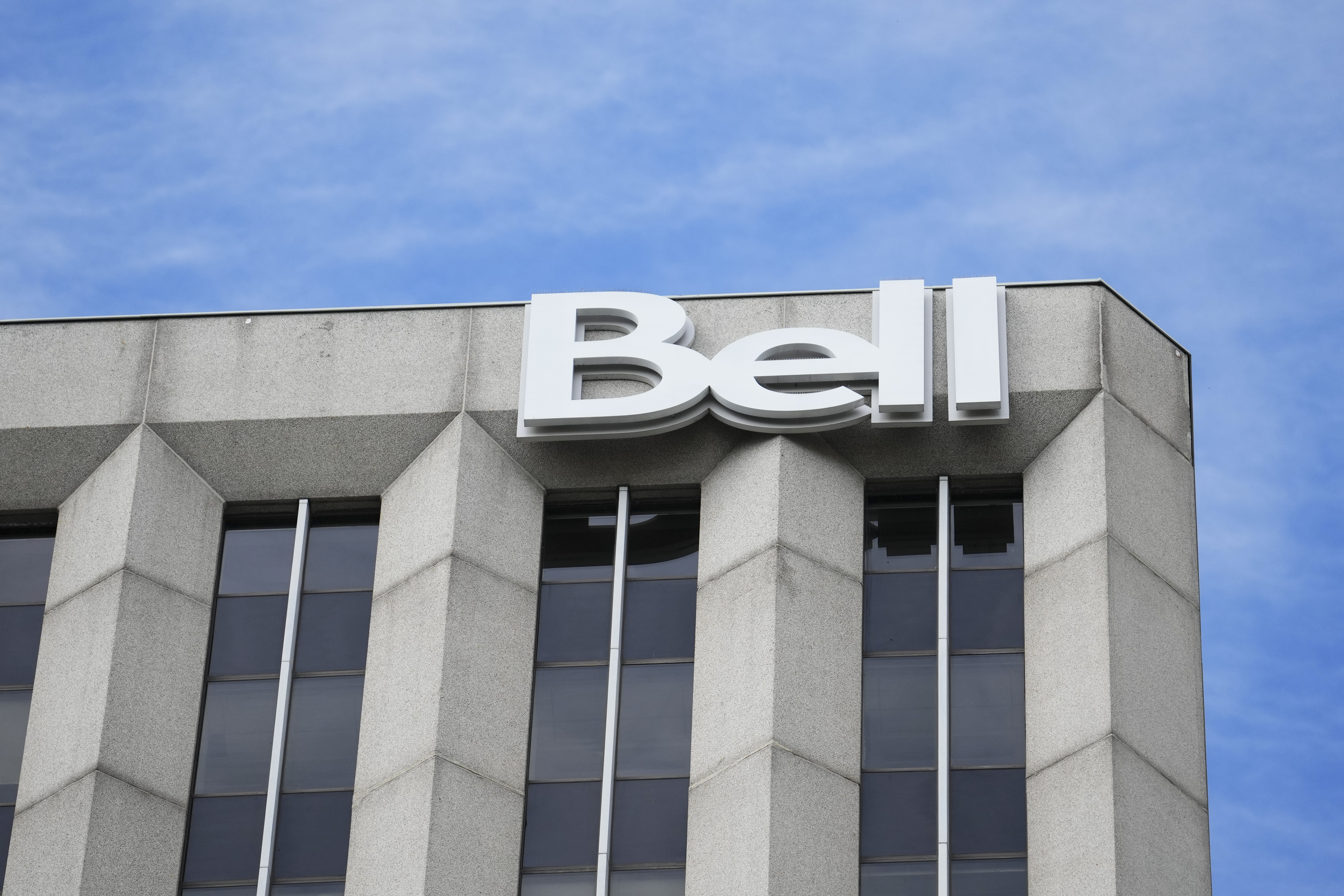 BCE making major inroads into U.S. fibre networks with $5B acquisition