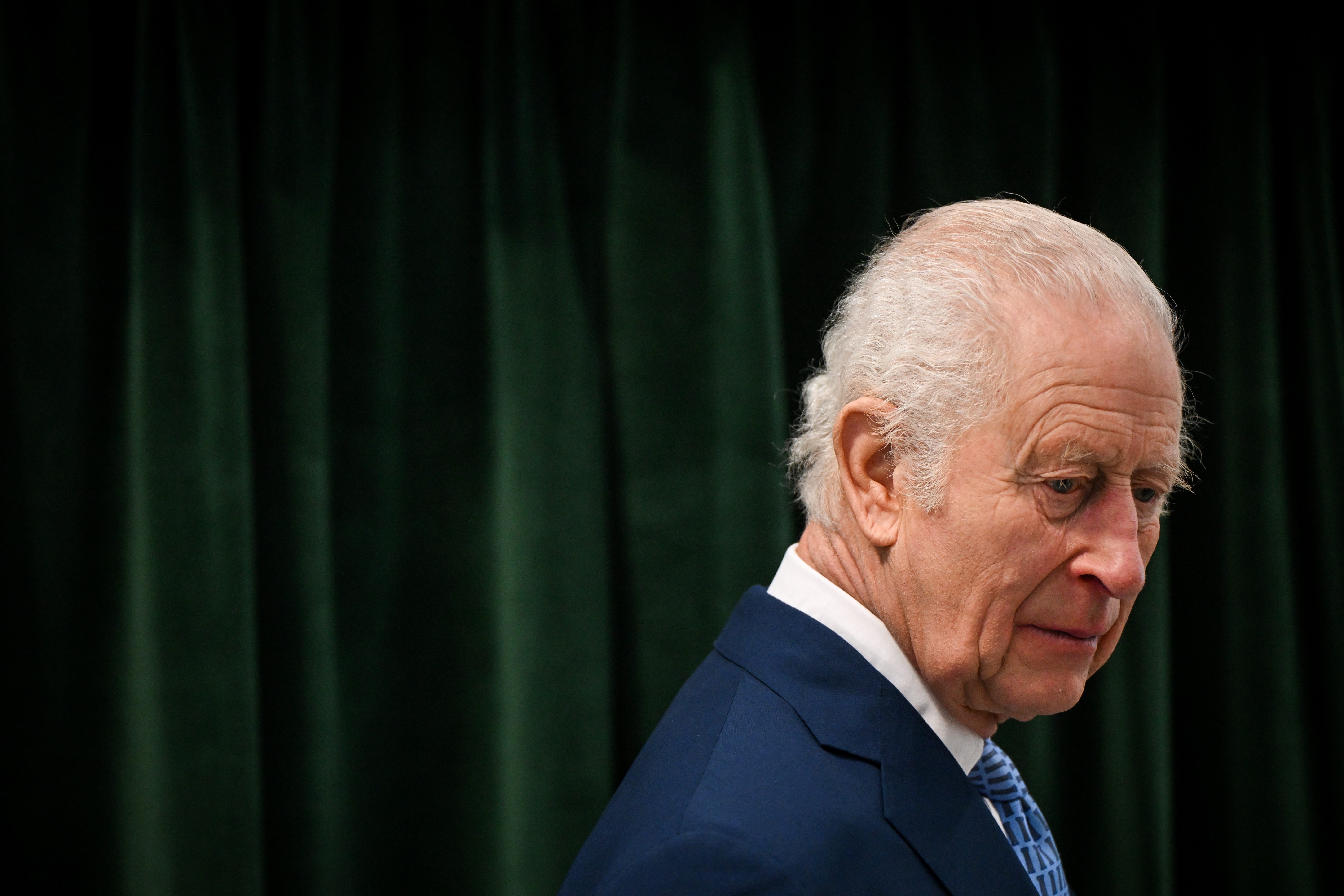 Yukon council refuses to pledge allegiance to King Charles