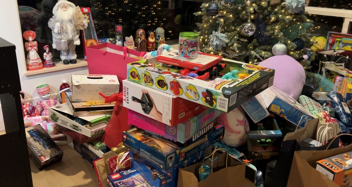 Grassroots group brightens holidays for Ukrainian families in B.C.’s Okanagan