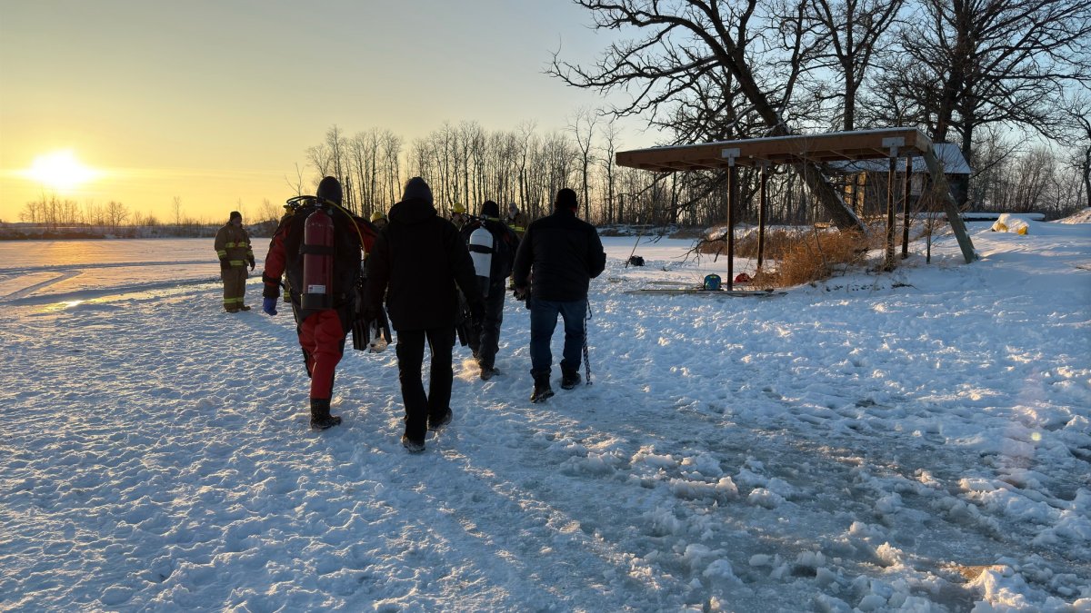 The Hutterian Emergency Aquatic Response Team (HEART) responds to an incident in the RM of Hanover on Dec. 24, 2024.