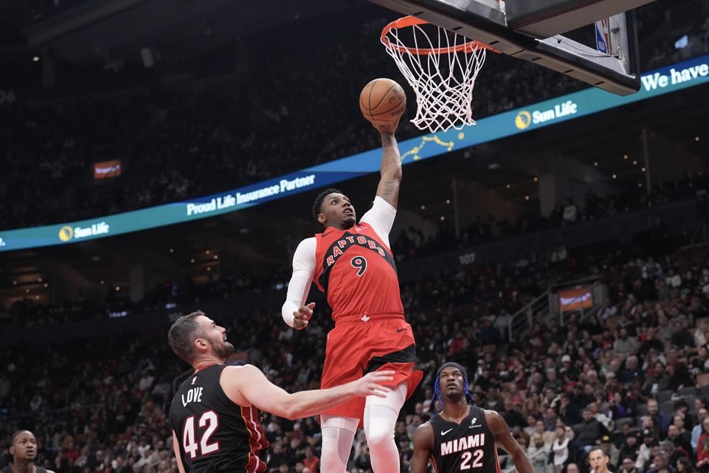 Barrett leads Raptors past Heat 119-116