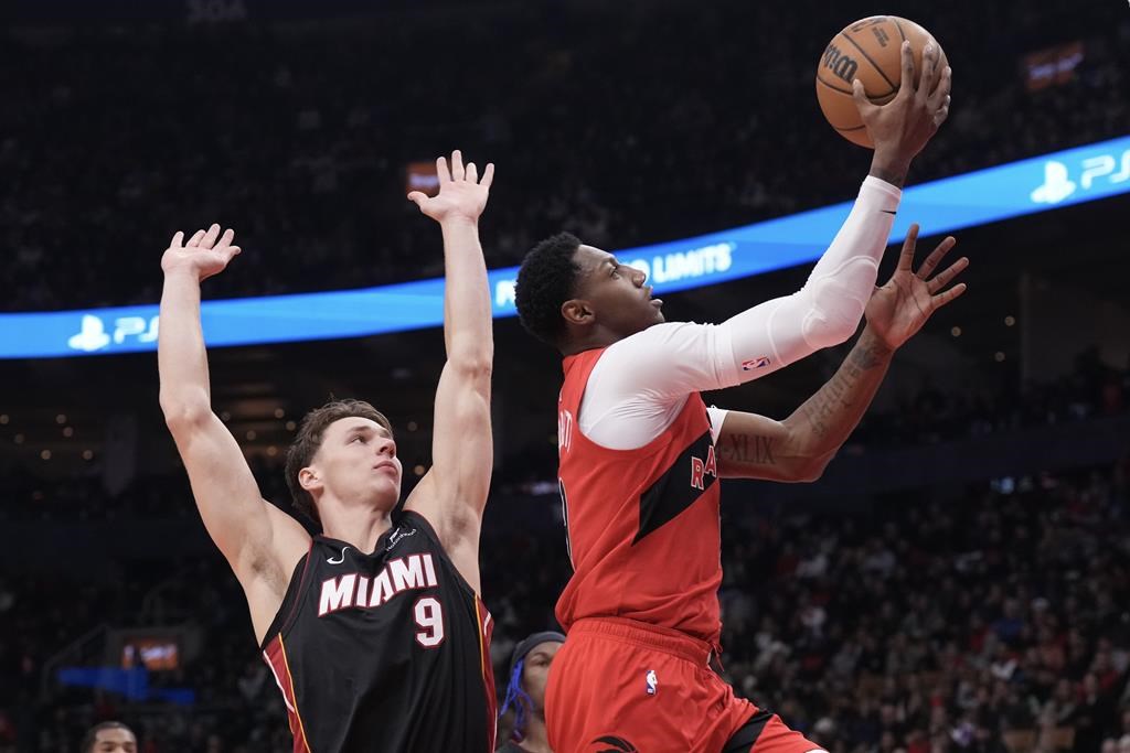 RJ Barrett dominates at home for Raptors