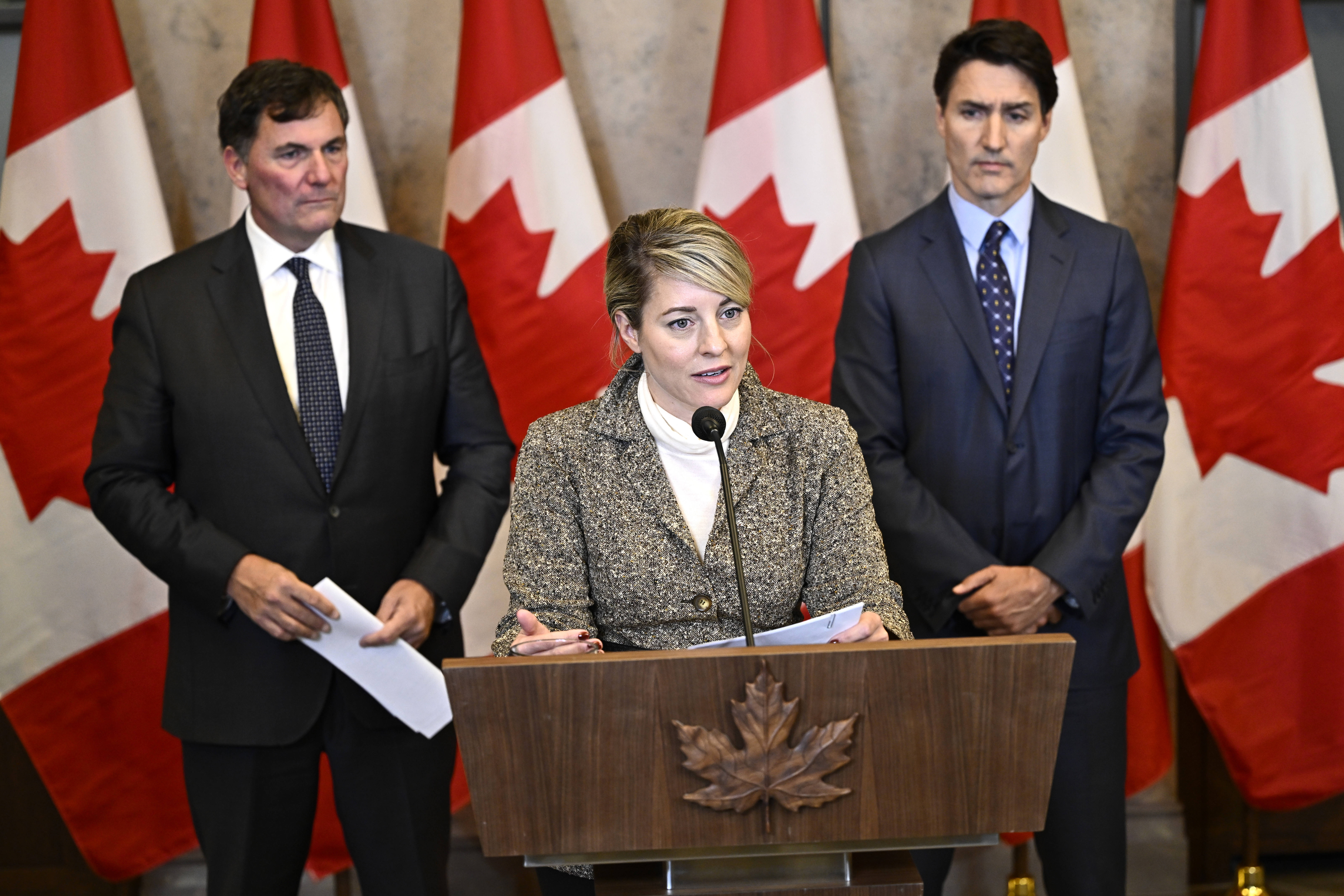 LeBlanc, Joly to meet incoming Trump officials in Florida