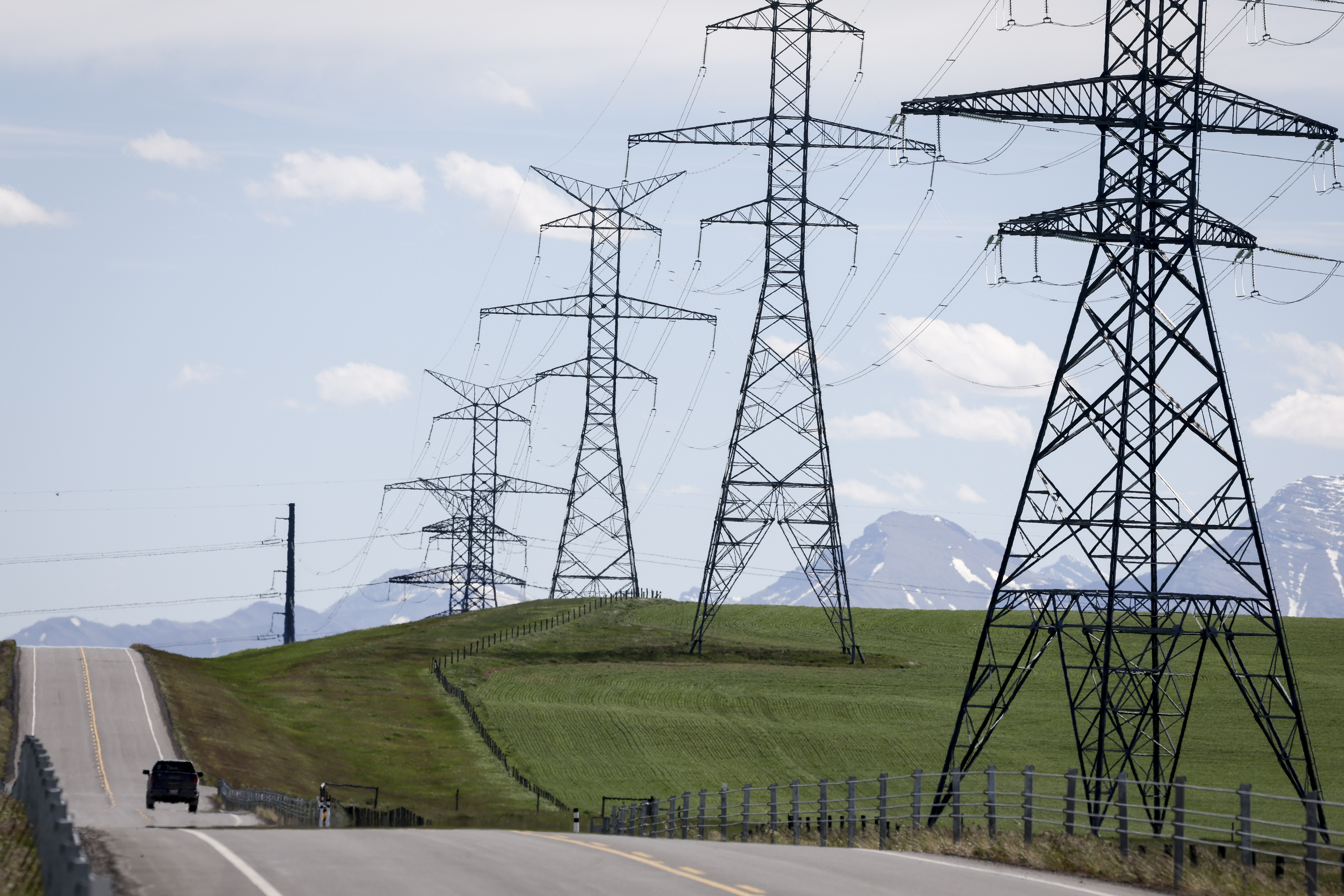 Emera подписа сделка за сливане на Canadian Utilities с ATCO за създаване на енергийна „електроцентрала“ на стойност 72 милиарда долара
