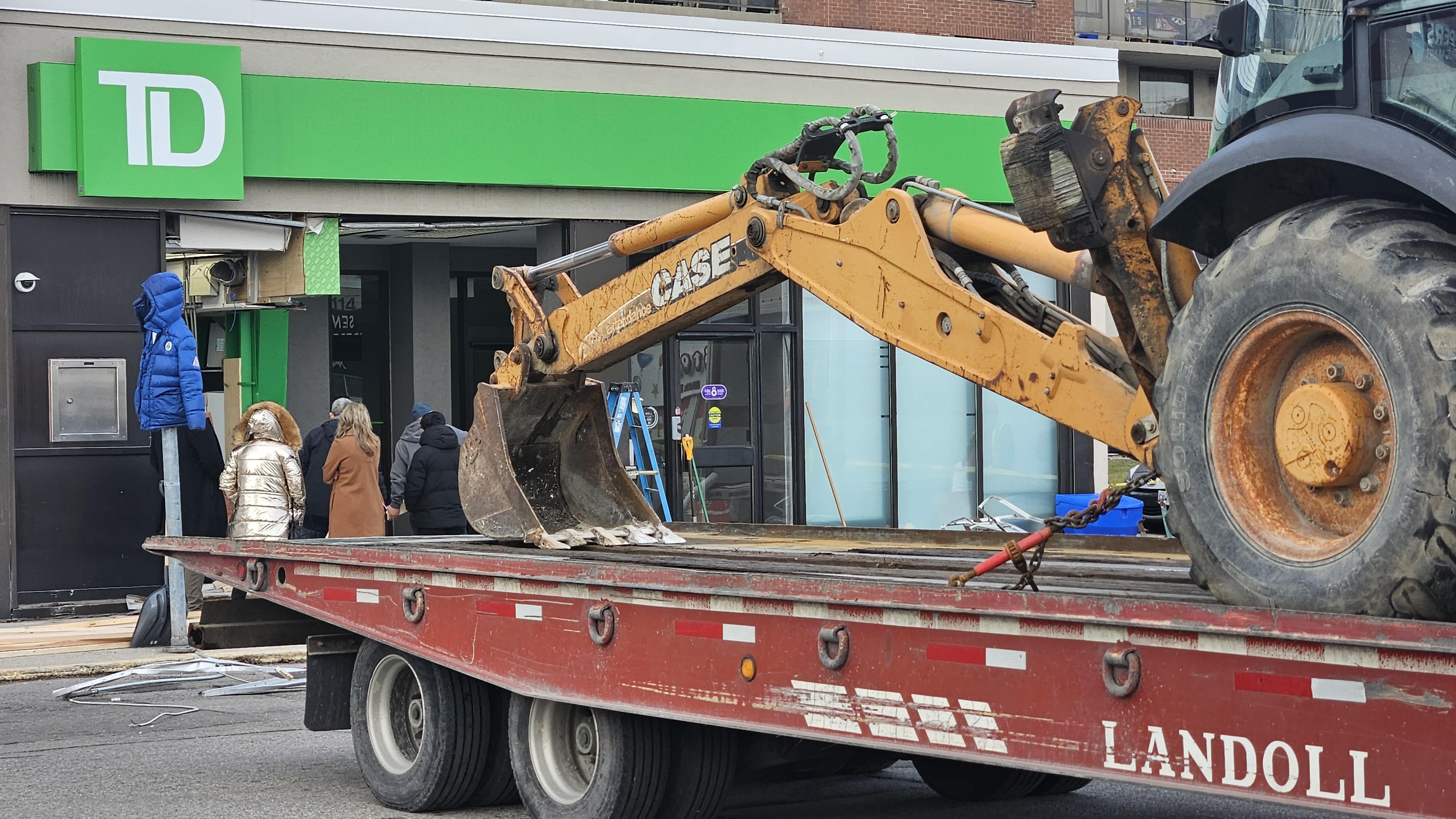 Construction equipment used to smash into Toronto bank, ATM taken