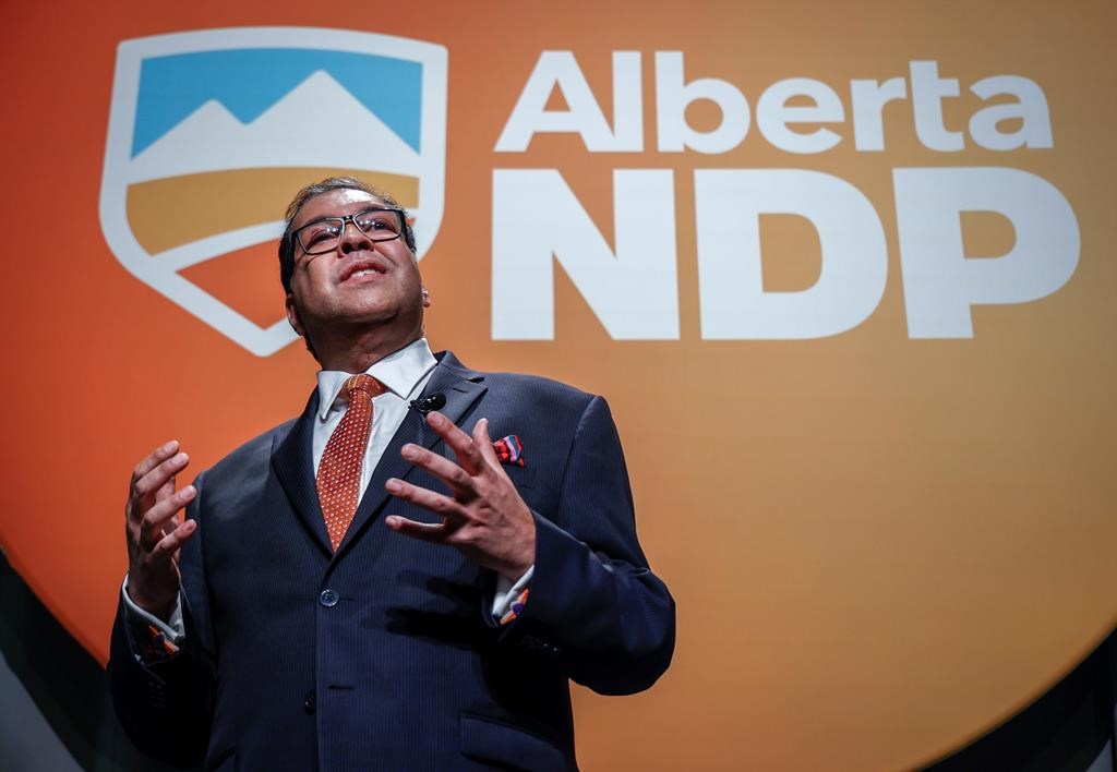 лидерът на НДП на ALBERTA Naheed Nenshi най накрая да
