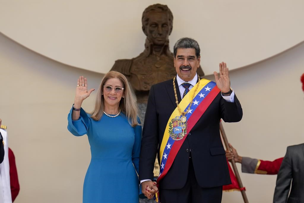 Venezuelas Maduro defies calls to step down, sworn in for 3rd term