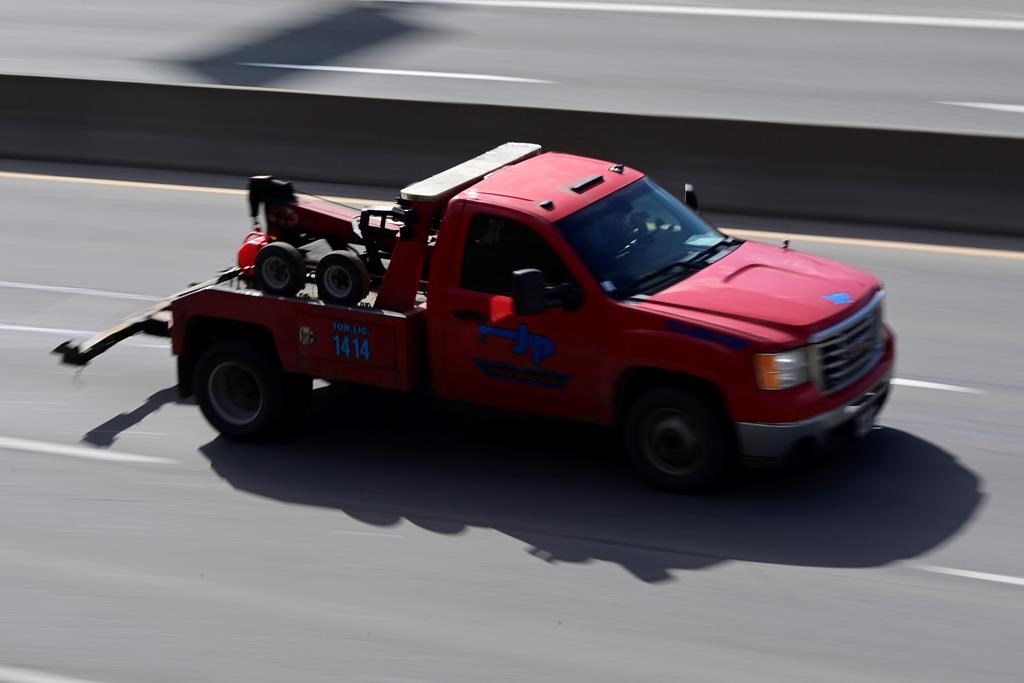 Toronto police dedicate team to eliminate ‘bad actors’ in tow truck industry