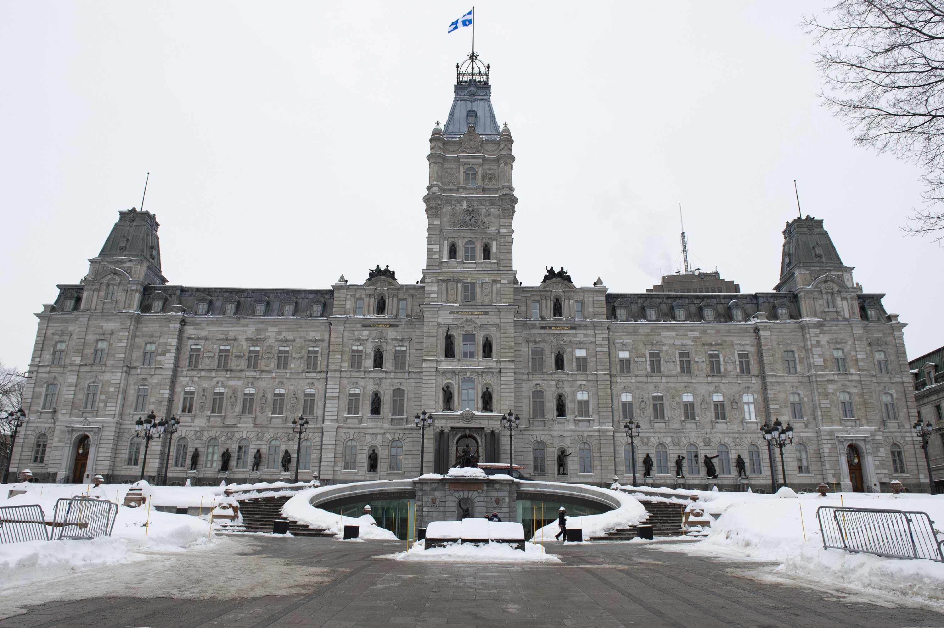 Quebec legislature returns for spring session amid Trump tariff threat