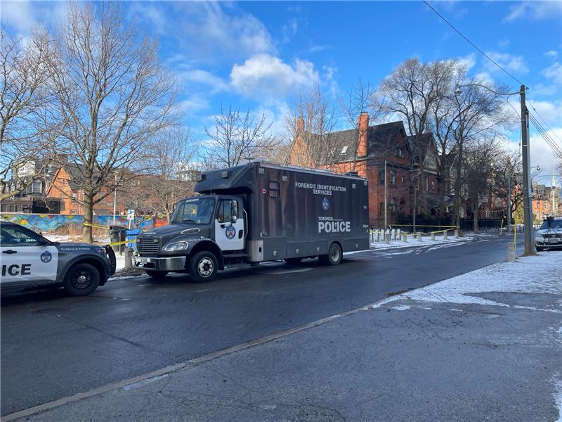 Homicide unit investigates after man found fatally injured in Toronto’s Annex