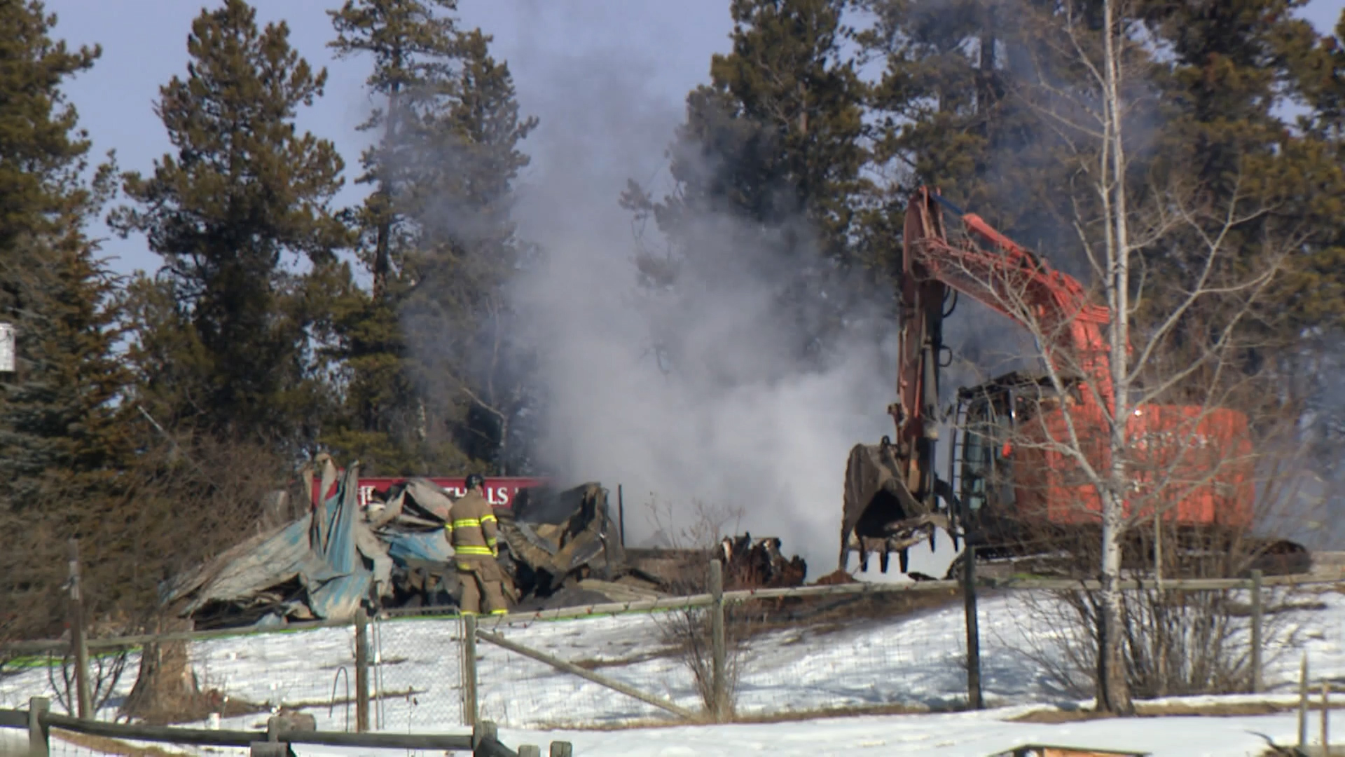 Water access concerns in Foothills County after home destroyed by fire