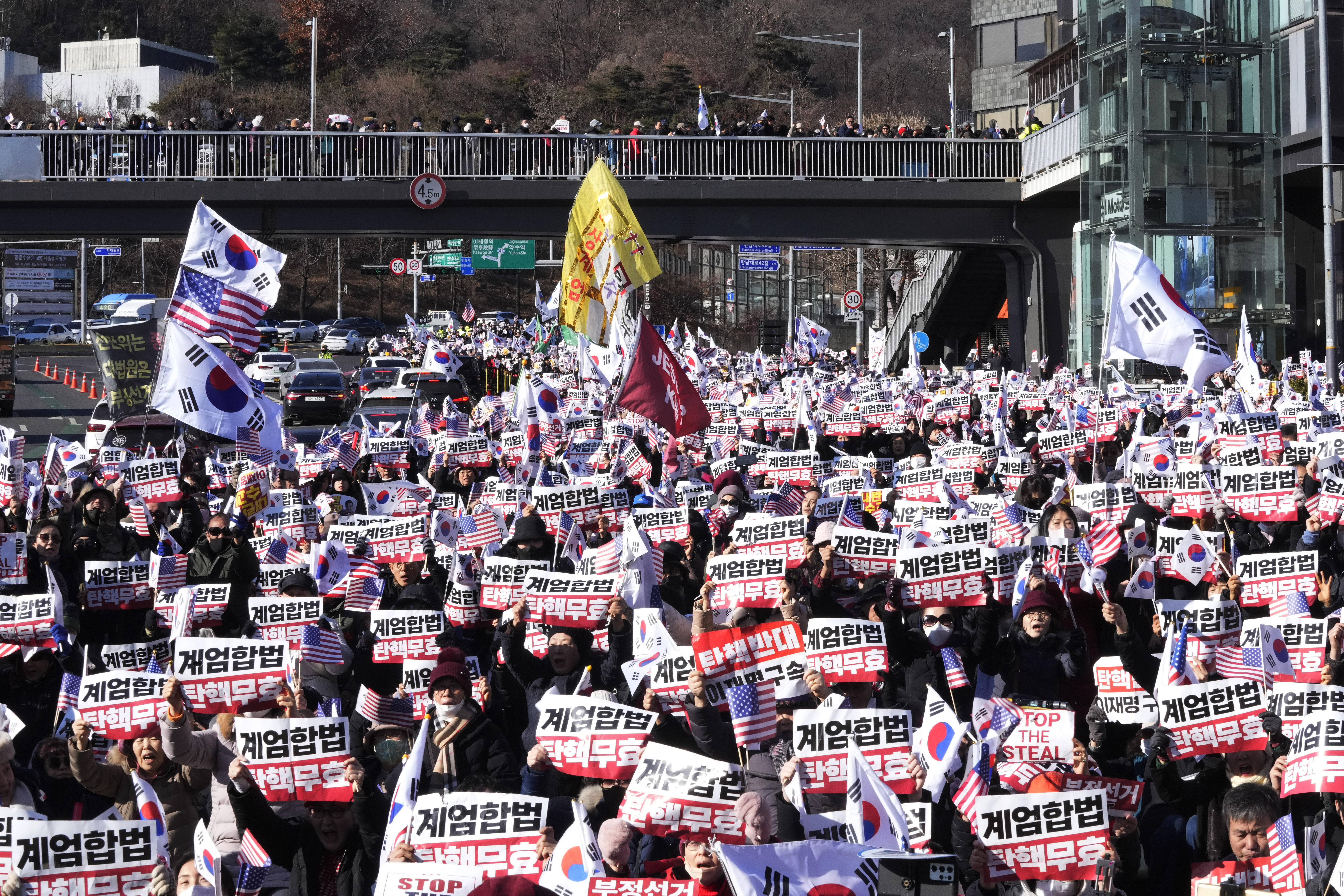 South Korean authorities move to arrest impeached president Yoon