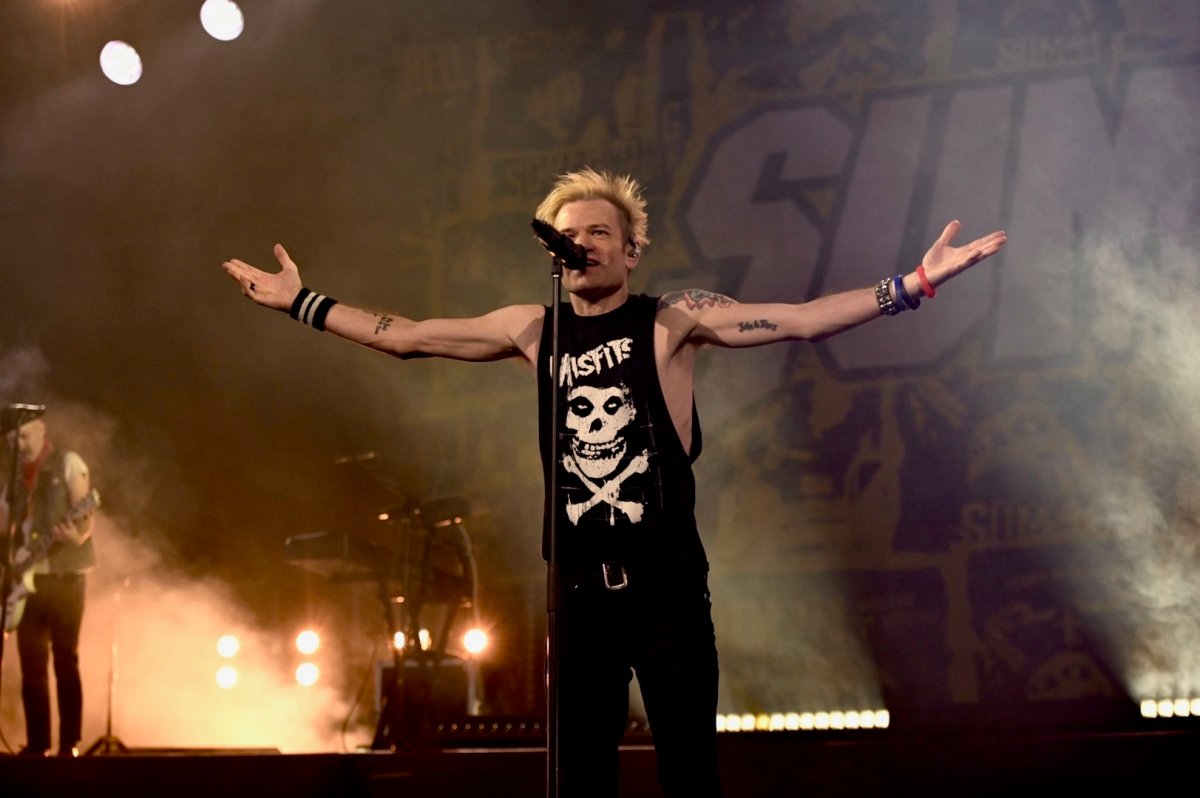 Deryck Whibley from Sum 41