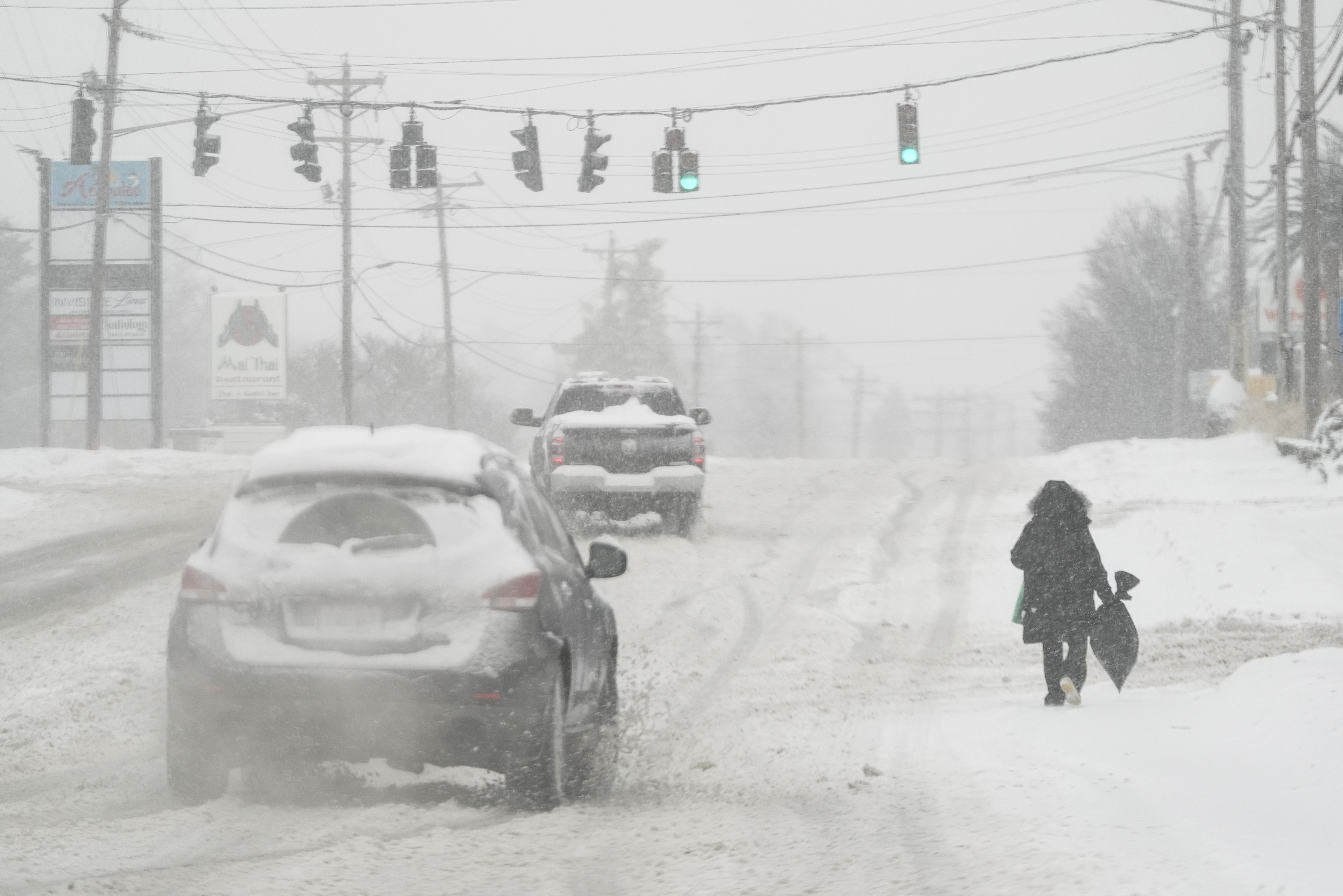 Several U.S. states declare emergencies amid intense winter storms