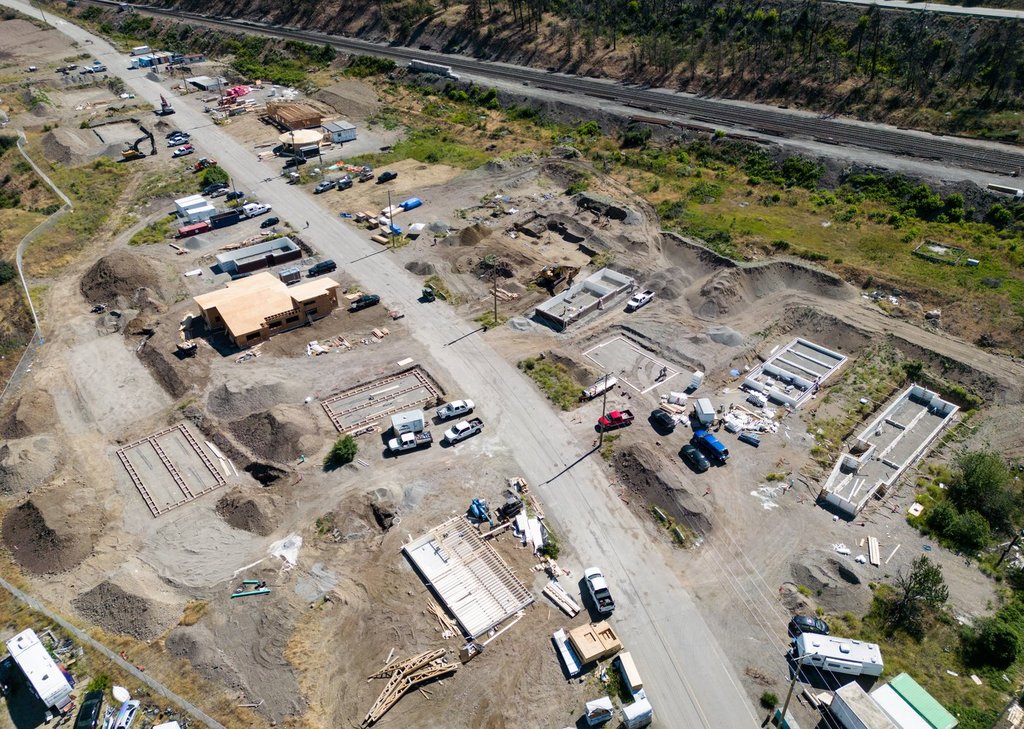 Изминаха четири години откакто див огън опустоши общността на Литън