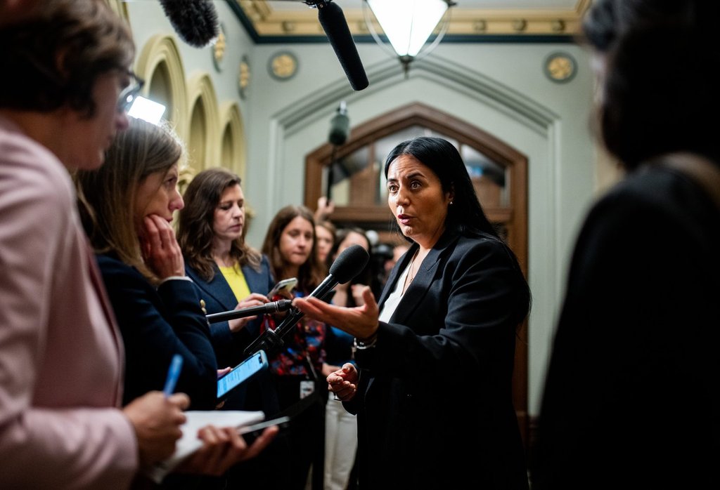 Tourism minister won’t seek re-election, vies for Montreal municipal party leadership