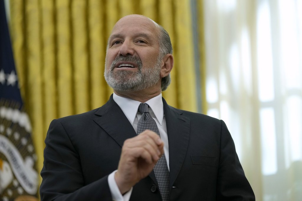 U.S. tariffs on Canada still coming Tuesday, but it may not be 25%: Lutnick