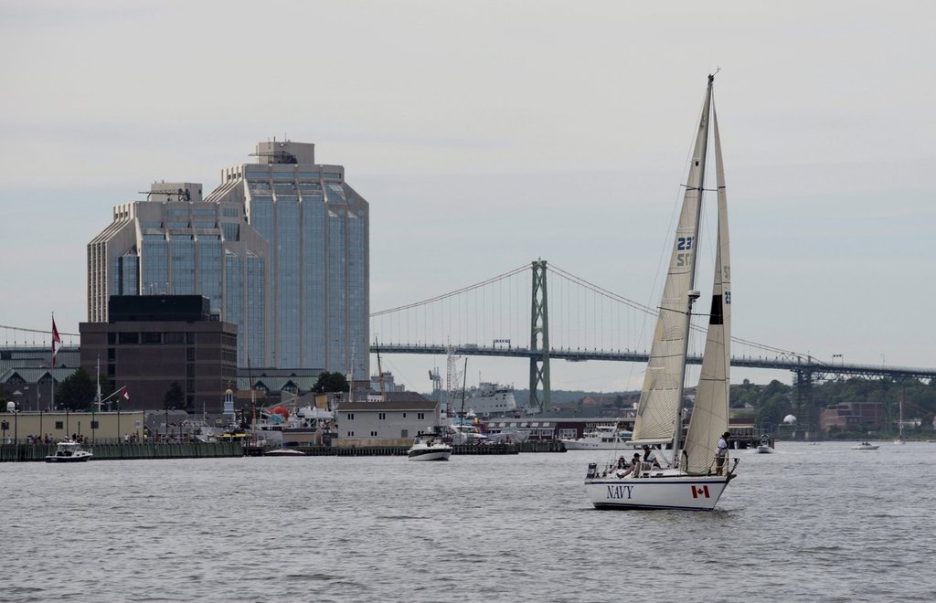 понеделник сутрин бележи началото на безплатен трафик по мостовете които
