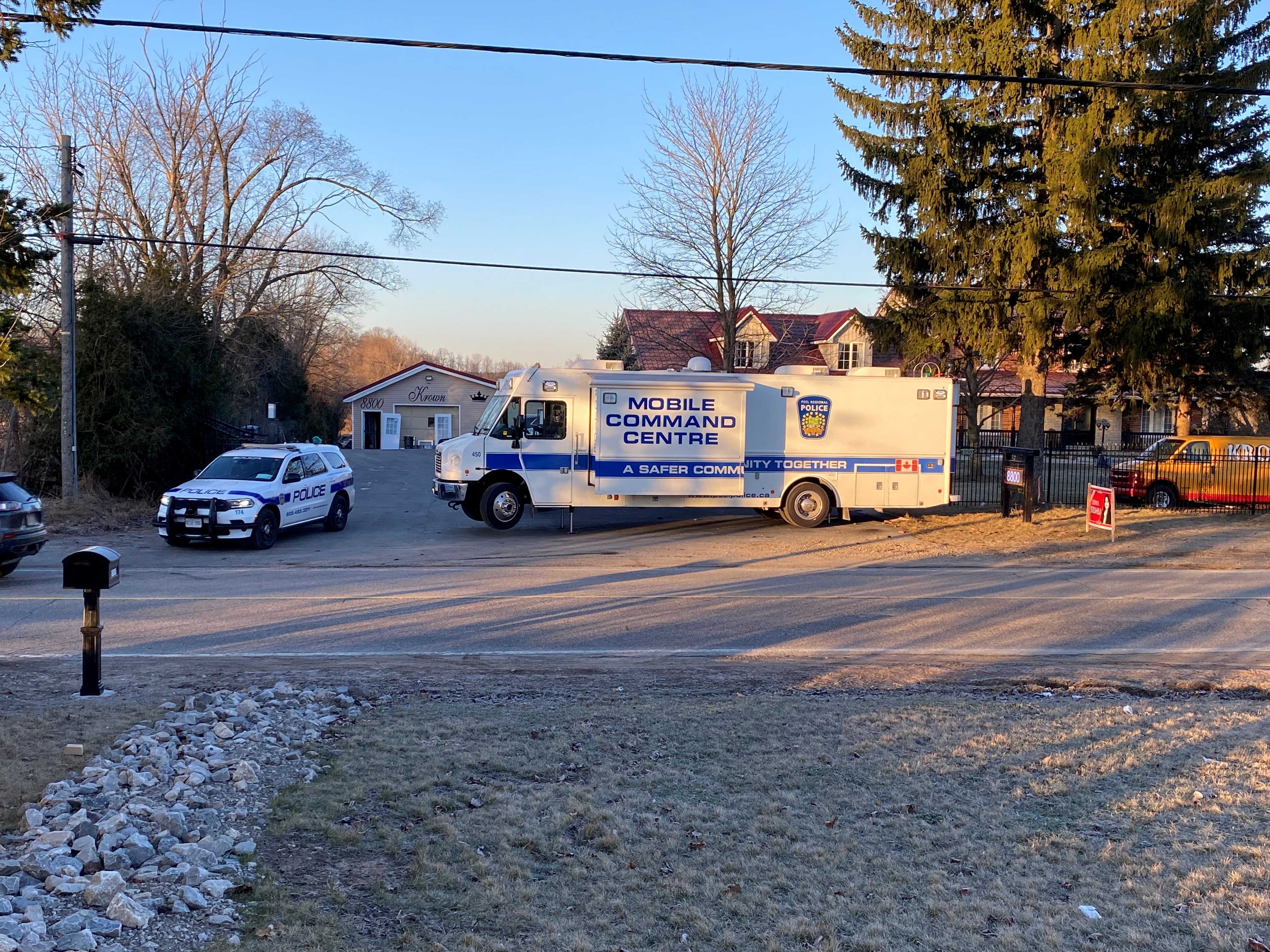 Двама мъже са мъртви след две отделни стрелби в Торонто